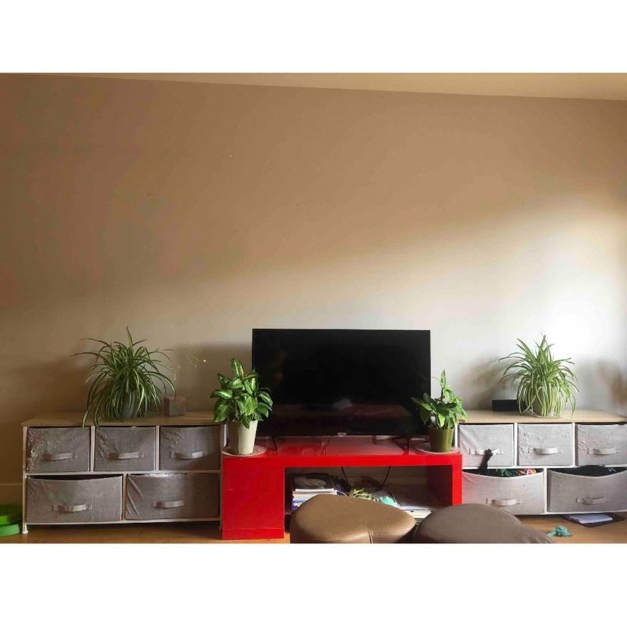 Amara Nomad 2 Gazde/Camere de închiriat *